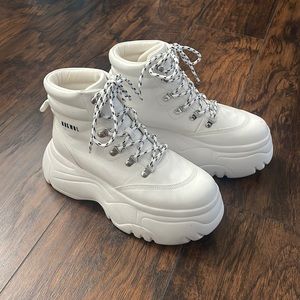 Nokwol White Platform Sneakers Size 9